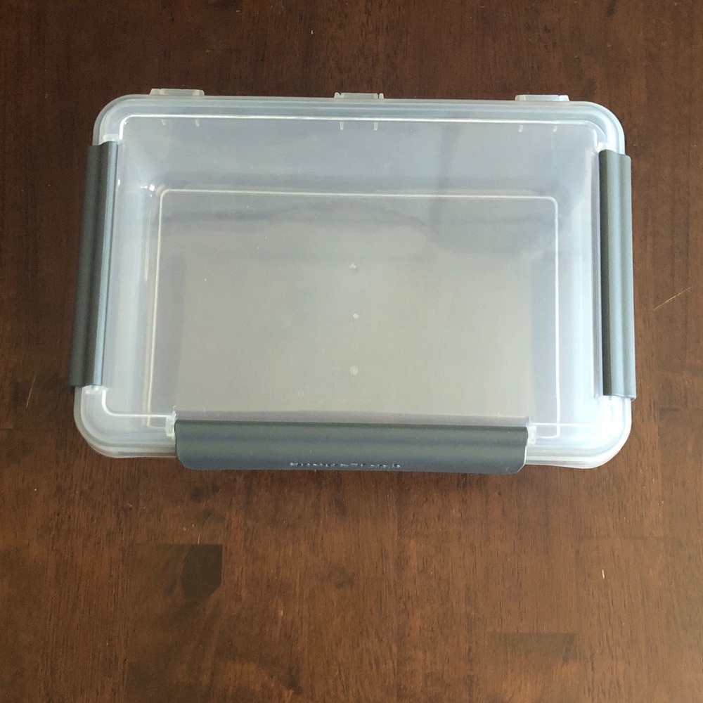 💙 Snap Lock Plastic Food Storage Container - Picture 2 of 6